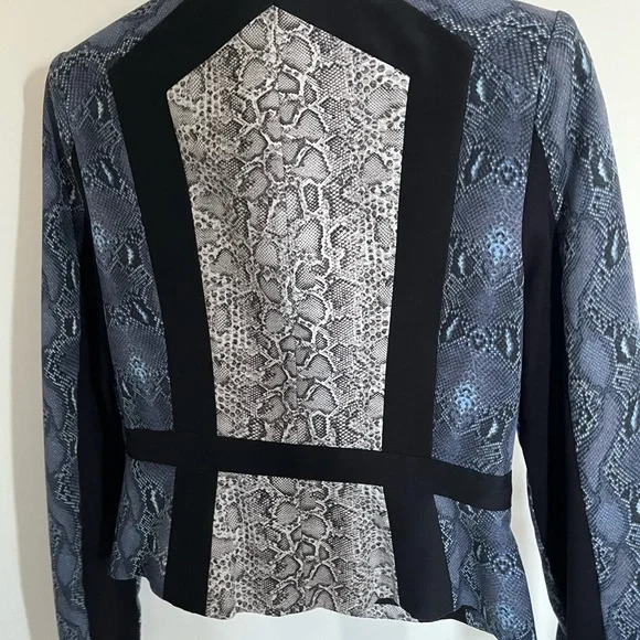 BCBC Maxazria Jacket - Picture 2 of 4